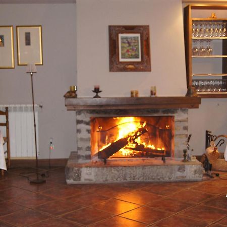 Hotel Charle Jaca Exterior foto