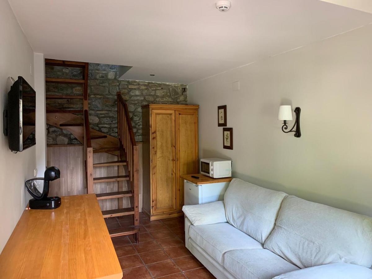 Hotel Charle Jaca Exterior foto