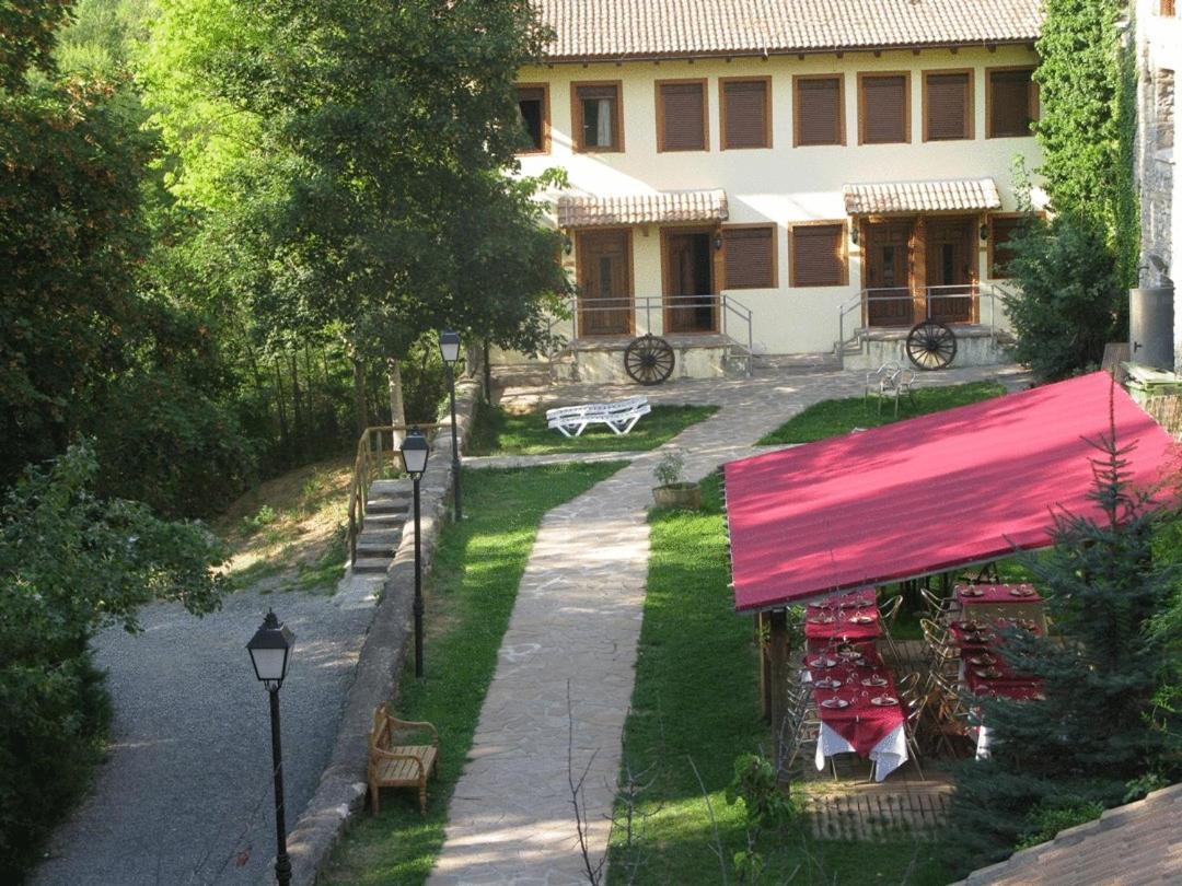 Hotel Charle Jaca Exterior foto