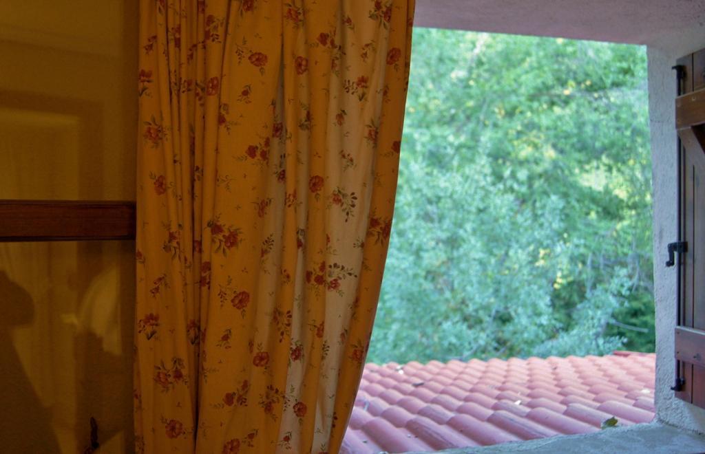 Hotel Charle Jaca Exterior foto